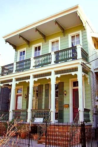 Garden District Bed and breakfast 2*